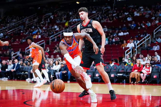 员因伤缺阵 员因伤缺阵